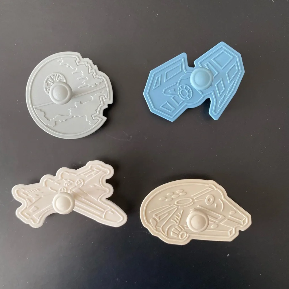 Williams Sonoma Star Wars cookie cutters New in Box